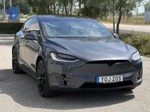 Tesla Model X 2017